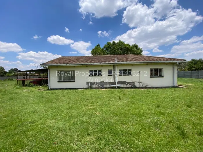 3 Bedroom House for Sale in Waterfalls, Harare