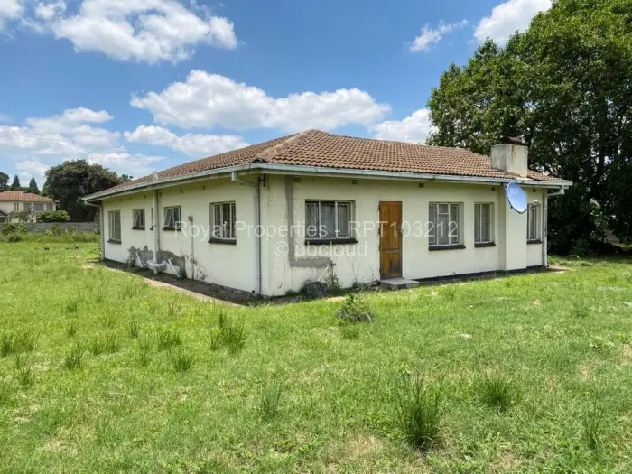 3 Bedroom House for Sale in Waterfalls, Harare