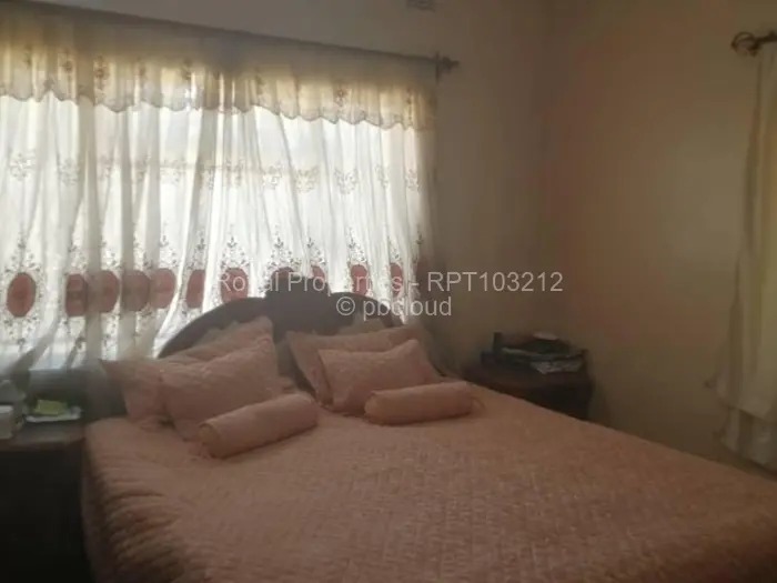 3 Bedroom House for Sale in Waterfalls, Harare