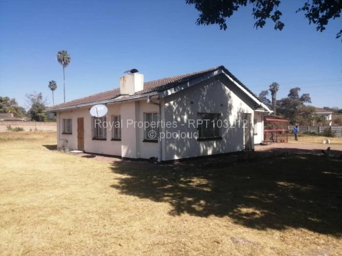 3 Bedroom House for Sale in Waterfalls, Harare