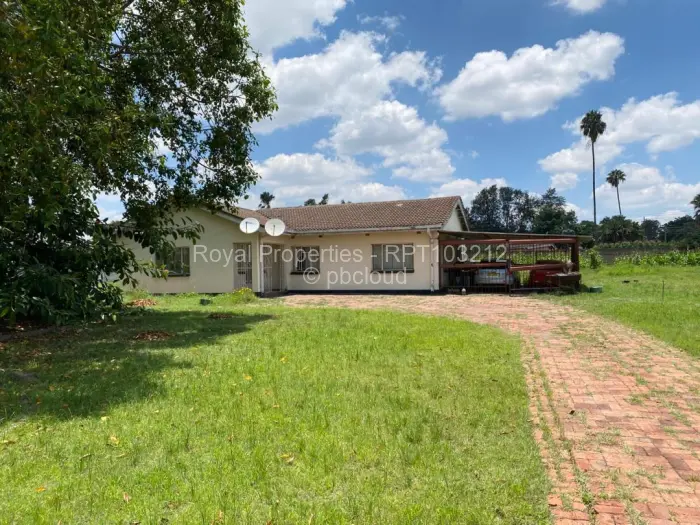 3 Bedroom House for Sale in Waterfalls, Harare