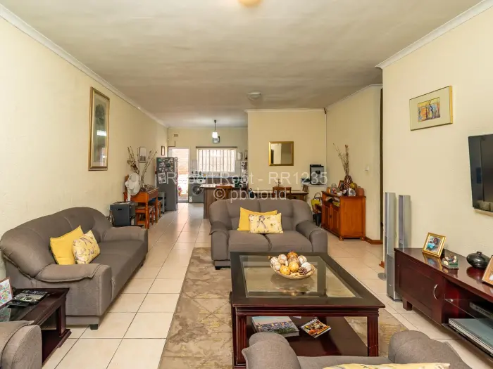 Townhouse/Cluster for Sale in Newlands, Harare