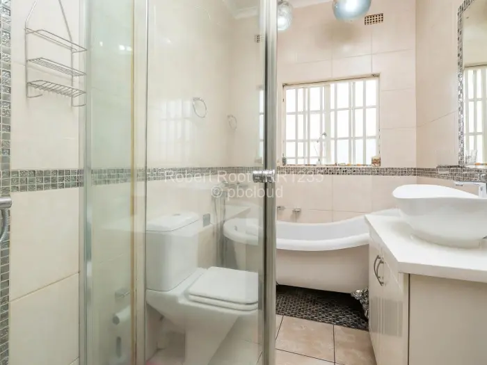 Townhouse/Cluster for Sale in Newlands, Harare