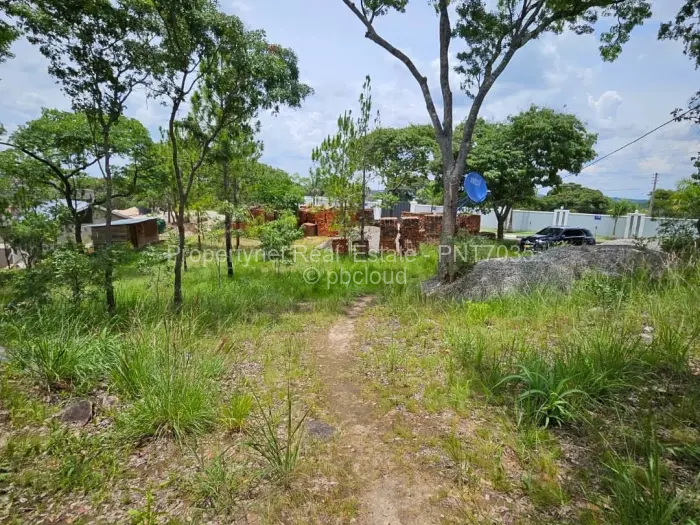 Residential Stand for Sale in Glen Lorne, Harare