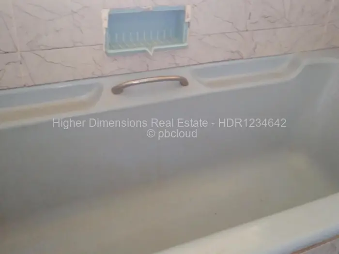 House to Rent in Helensvale, Harare