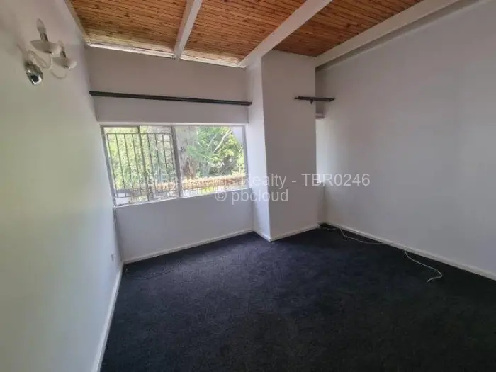 Flat/Apartment to Rent in Strathaven, Harare
