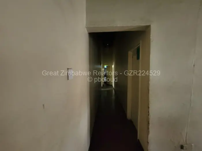 4 Bedroom House for Sale in Masvingo, Masvingo