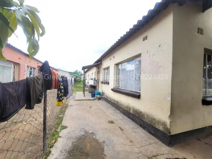 4 Bedroom House for Sale in Masvingo, Masvingo