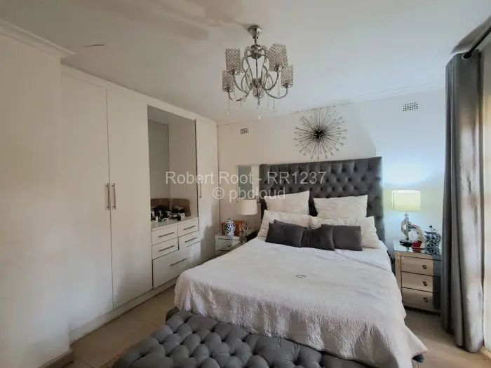 Townhouse/Cluster to Rent in Greendale, Harare