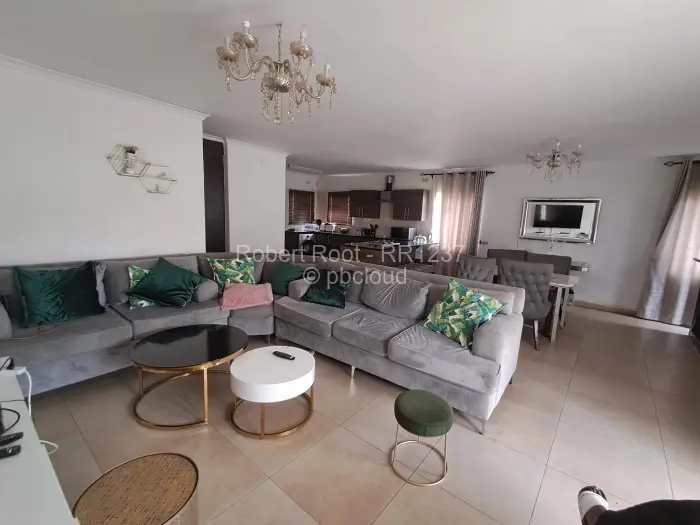 Townhouse/Cluster to Rent in Greendale, Harare