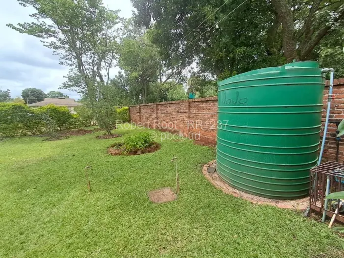 Townhouse/Cluster to Rent in Greendale, Harare