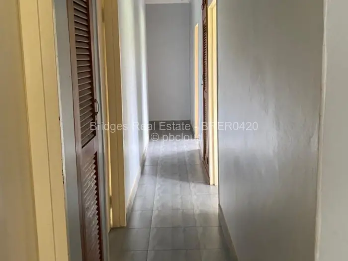 4 Bedroom House to Rent in Mabelreign, Harare