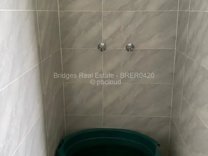 4 Bedroom House to Rent in Mabelreign, Harare