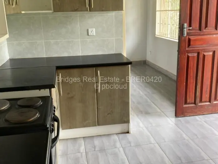 4 Bedroom House to Rent in Mabelreign, Harare
