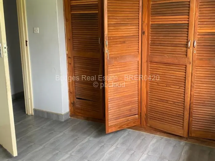 4 Bedroom House to Rent in Mabelreign, Harare