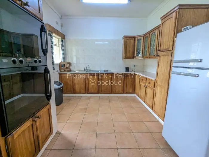5 Bedroom House to Rent in Ballantyne Park, Harare