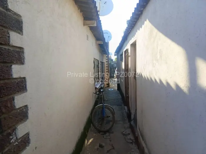 House for Sale in Highfield, Harare