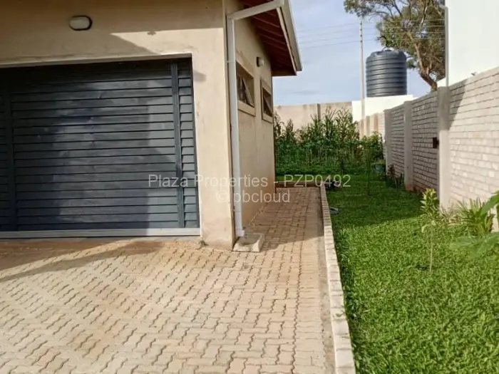 Townhouse/Cluster for Sale in Pomona, Harare