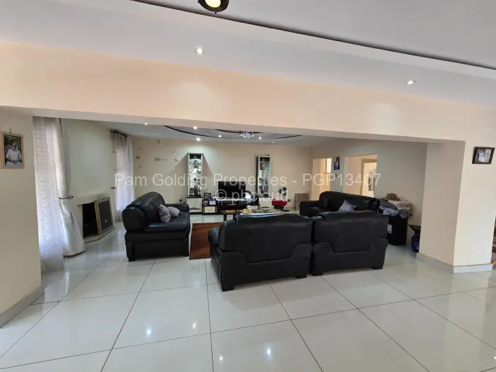 8 Bedroom House for Sale in Mount Pleasant, Harare