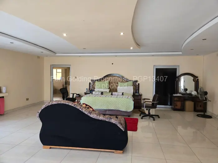8 Bedroom House for Sale in Mount Pleasant, Harare