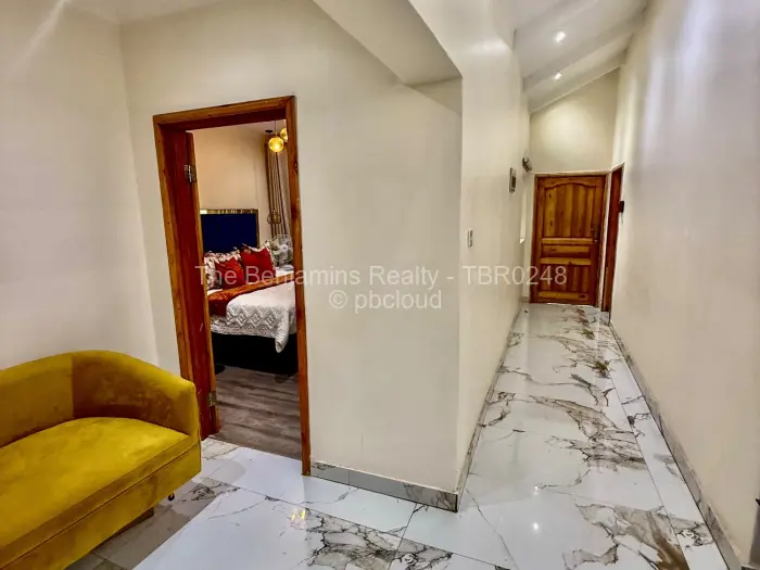 Townhouse/Cluster to Rent in Greystone Park, Harare