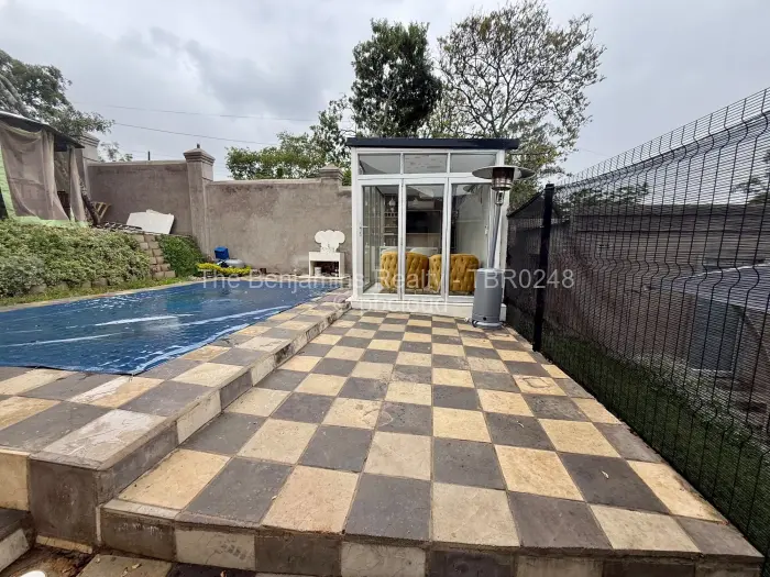 Townhouse/Cluster to Rent in Greystone Park, Harare