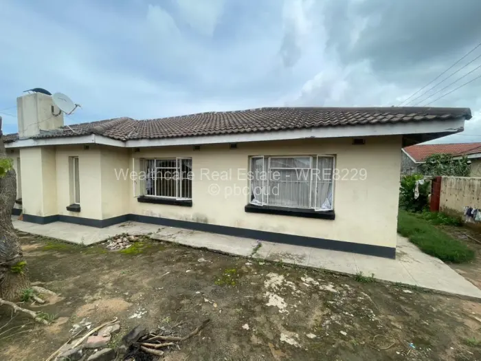 3 Bedroom House for Sale in Mainway Meadows, Harare