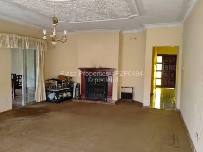 6 Bedroom House to Rent in Borrowdale, Harare