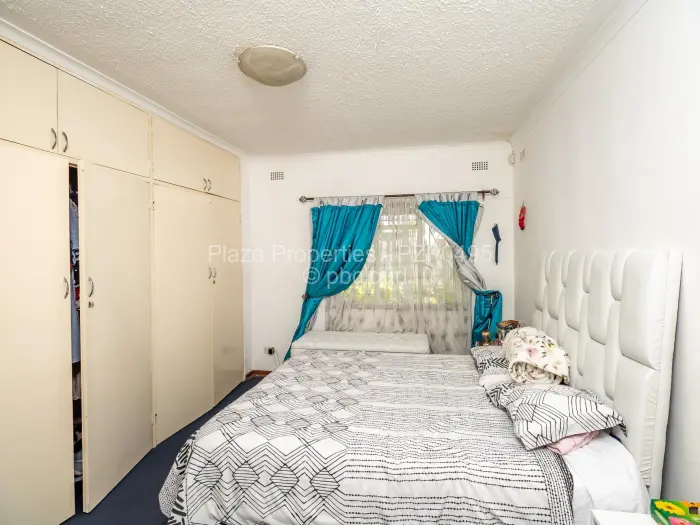 3 Bedroom Cottage/Garden Flat for Sale in Bluff Hill, Harare