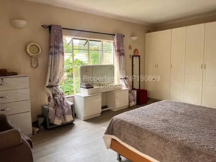 Townhouse/Cluster for Sale in Greendale, Harare