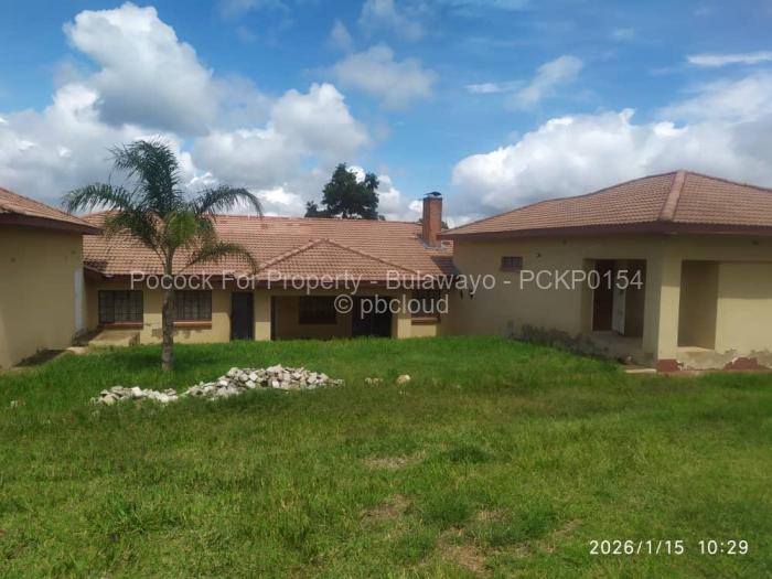 5 Bedroom House for Sale in Buena Vista, Bulawayo