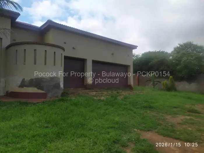 5 Bedroom House for Sale in Buena Vista, Bulawayo