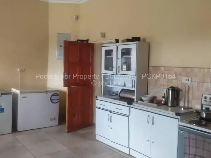 5 Bedroom House for Sale in Buena Vista, Bulawayo