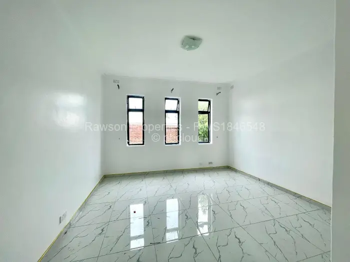 Townhouse/Cluster to Rent in Arlington, Harare