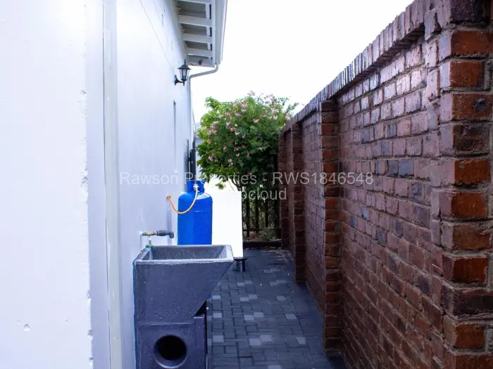 Townhouse/Cluster to Rent in Arlington, Harare