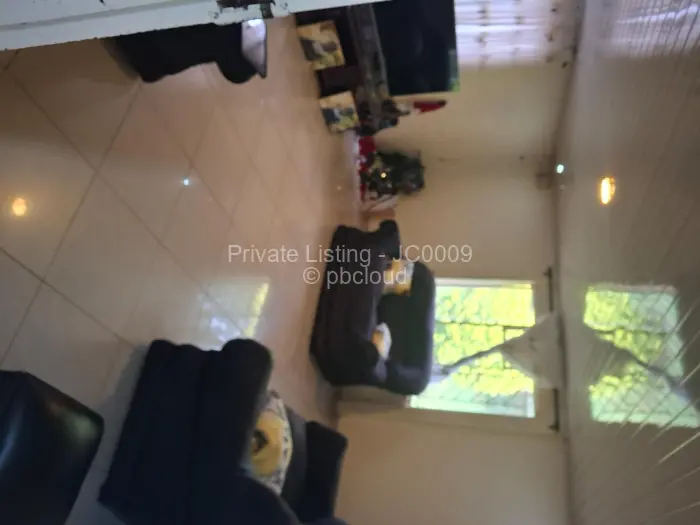 3 Bedroom Cottage/Garden Flat to Rent in Borrowdale, Harare