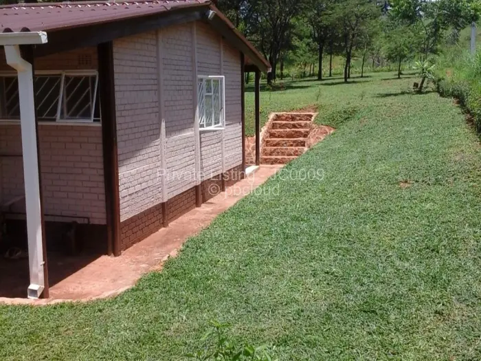 3 Bedroom Cottage/Garden Flat to Rent in Borrowdale, Harare
