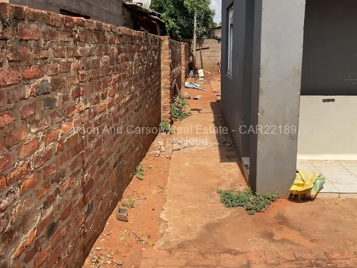 4 Bedroom House for Sale in Victoria Falls, Victoria Falls