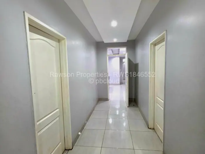 5 Bedroom House for Sale in Sandton Park, Harare