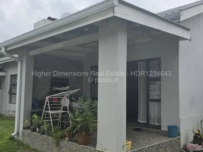 Flat/Apartment to Rent in Newlands, Harare