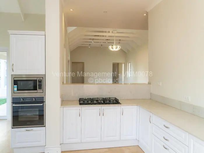 Townhouse/Cluster to Rent in Helensvale