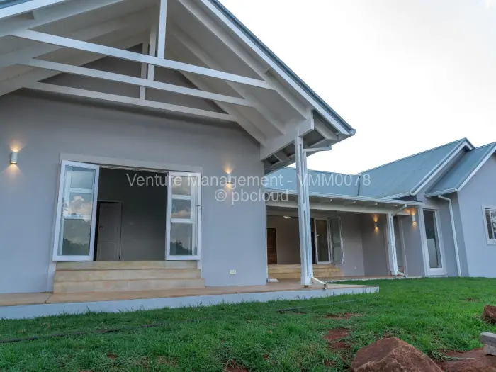 Townhouse/Cluster to Rent in Helensvale