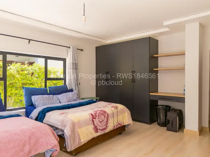 6 Bedroom House for Sale in Borrowdale, Harare