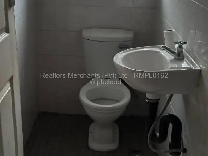 4 Bedroom House to Rent in Waterfalls