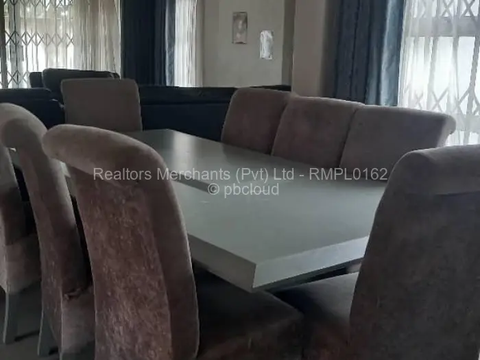 4 Bedroom House to Rent in Waterfalls