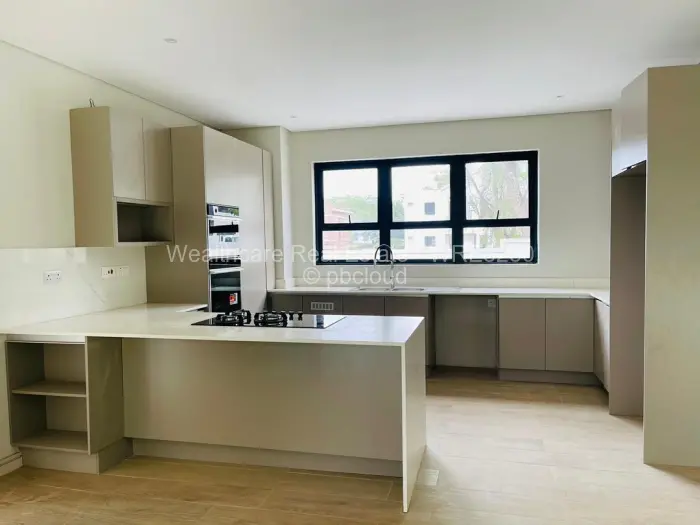 Townhouse/Cluster to Rent in Highlands