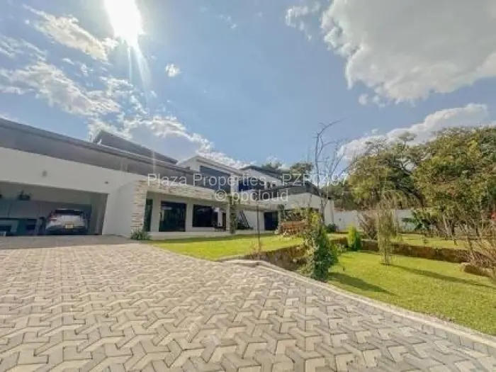 5 Bedroom House for Sale in Carrick Creagh Estate, Harare