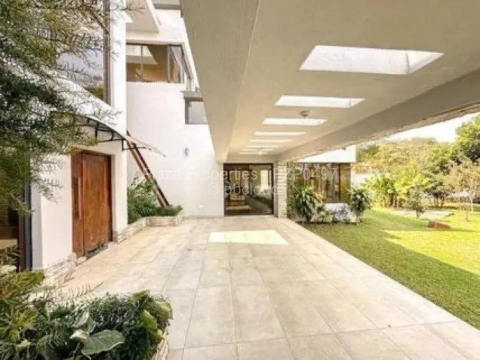 5 Bedroom House for Sale in Carrick Creagh Estate, Harare