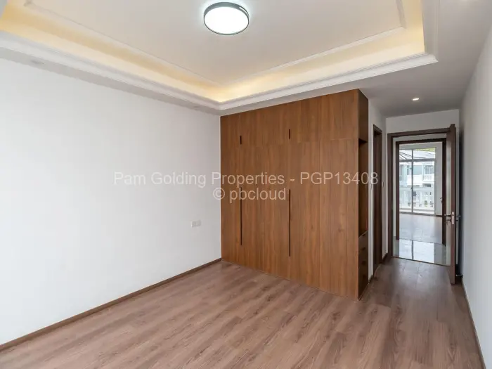 Townhouse/Cluster for Sale in Strathaven, Harare