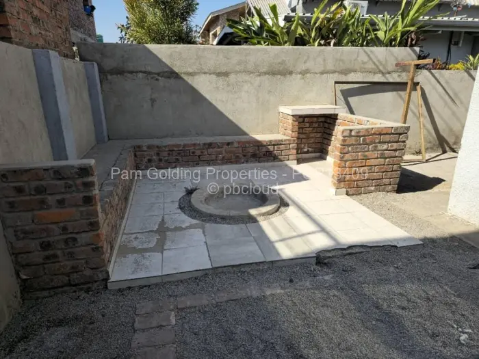 Townhouse/Cluster to Rent in Arlington